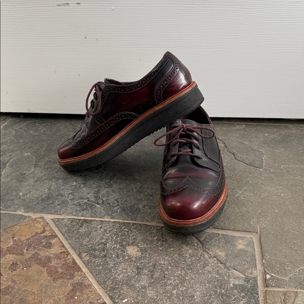 Clarks Burgundy Leather Flats